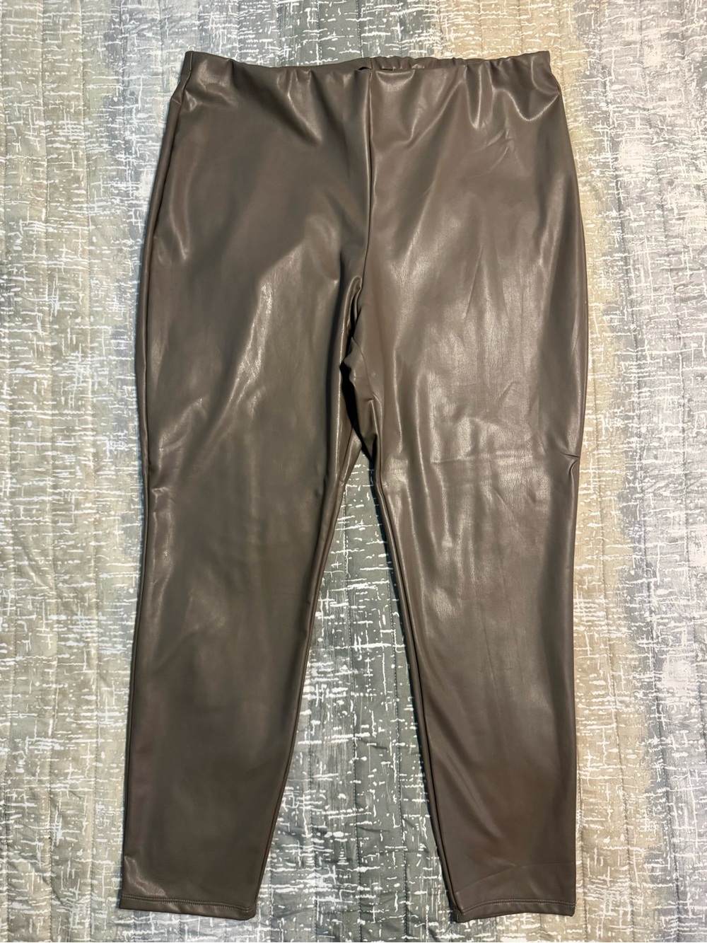 Express - Faux Leather Leggings/Pants - Olive Green - Elastic Waist - Size XL
